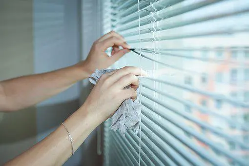 Blind-Cleaning--in-Columbus-Ohio-Blind-Cleaning-2051232-image
